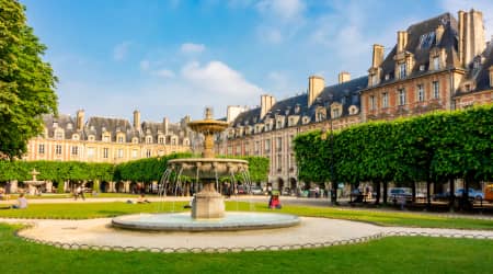 Place des Vosges in Le Marais