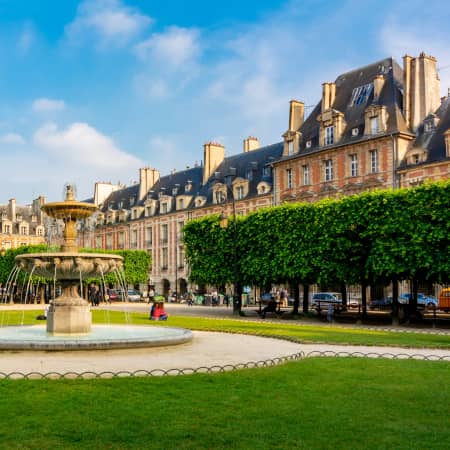 Place des Vosges in Le Marais