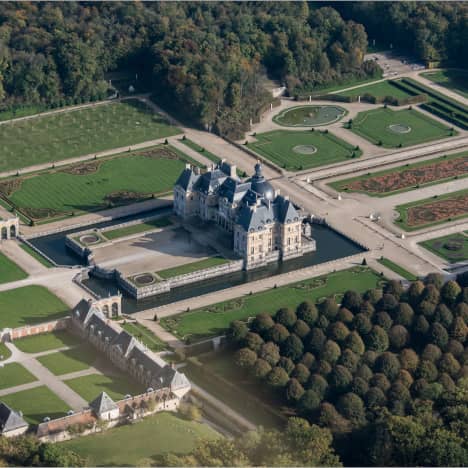 Aerial view of Château de Vaux-le-Vicomte