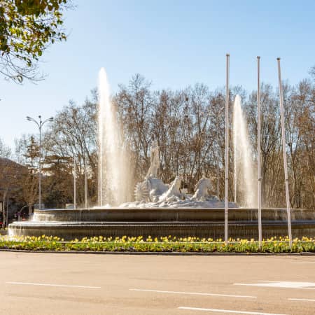 Fountain of Neptune at Paseo del Prado
